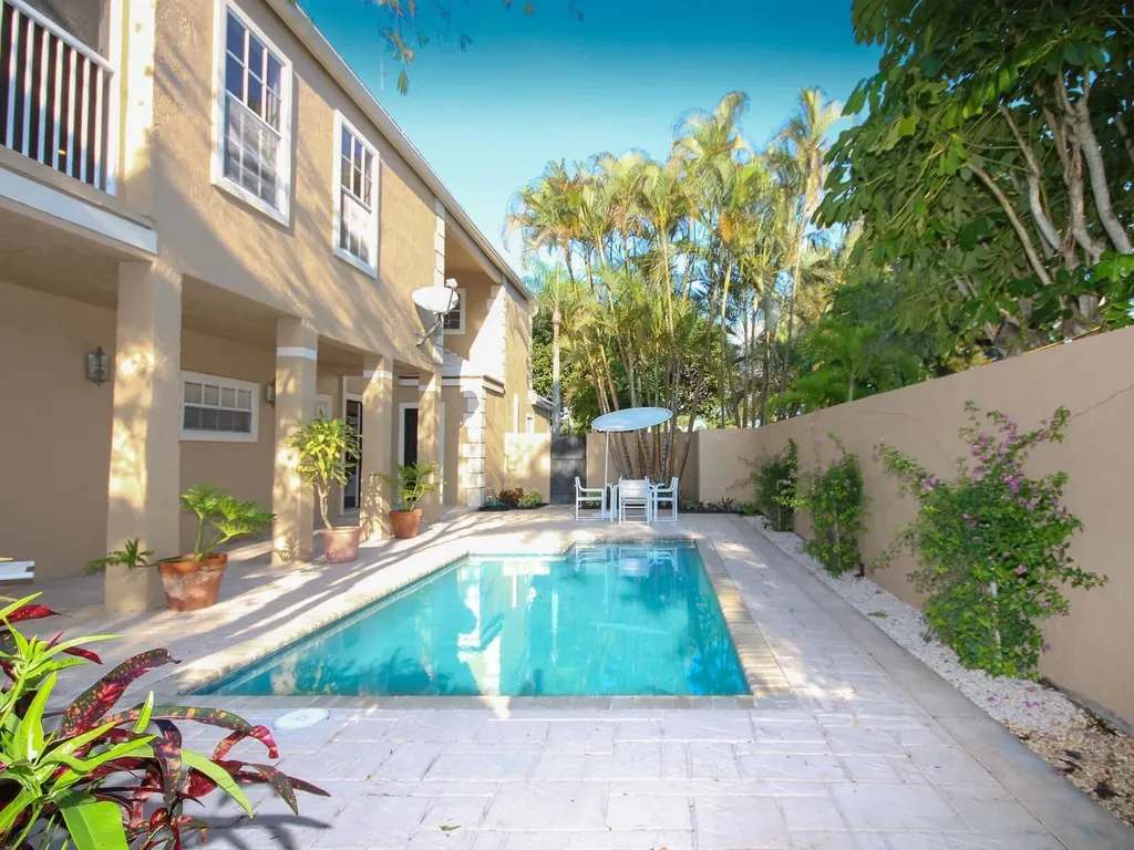 11877 Pebblewood Drive Wellington FL 33414