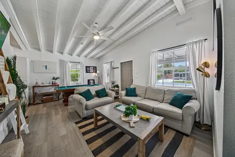 140 SE 9th Avenue Boynton Beach FL 33435