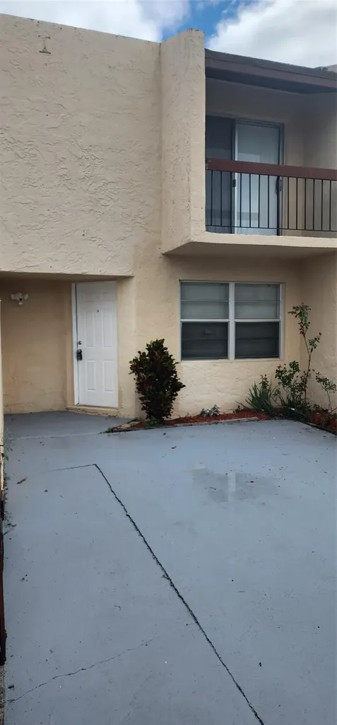 3666 SW 59th Avenue Davie FL 33314