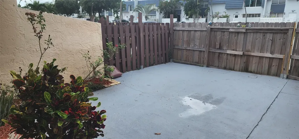 3666 SW 59th Avenue Davie FL 33314