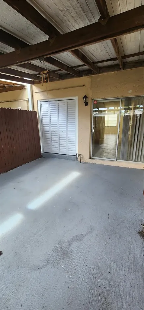 3666 SW 59th Avenue Davie FL 33314