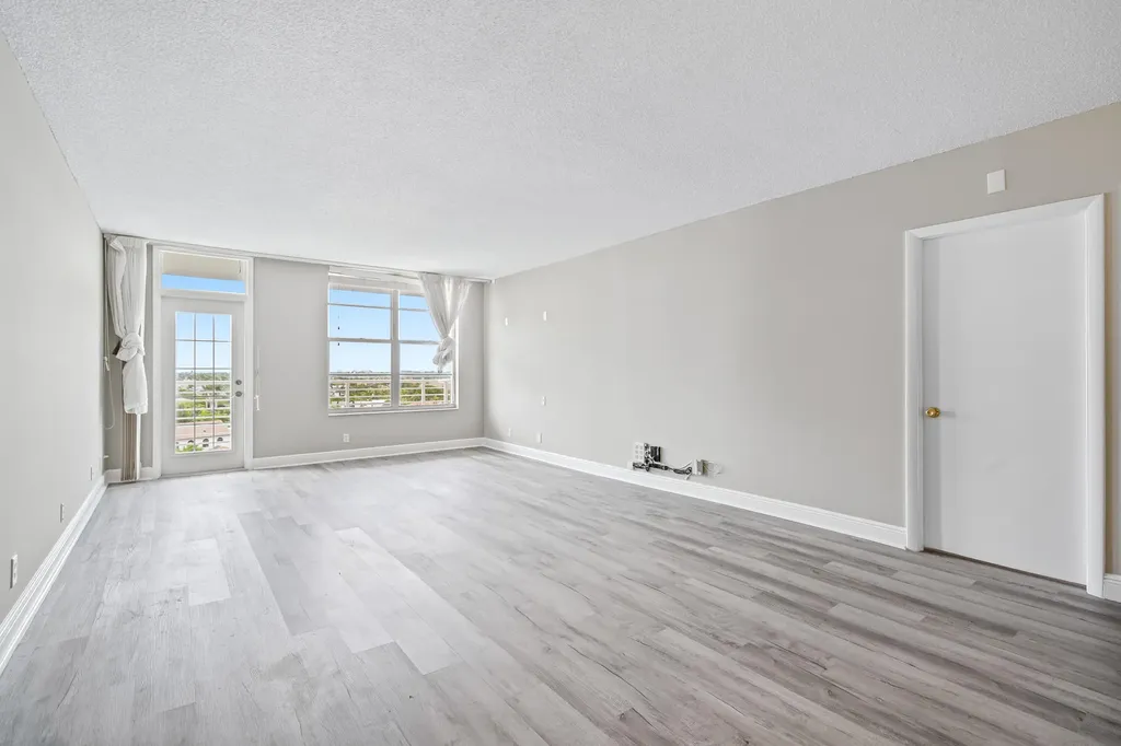 2851 S Ocean Boca Raton FL 33432