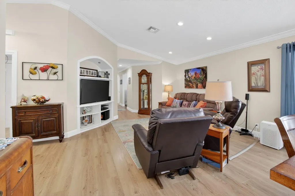 7275 Whitfield Avenue Boynton Beach FL 33437