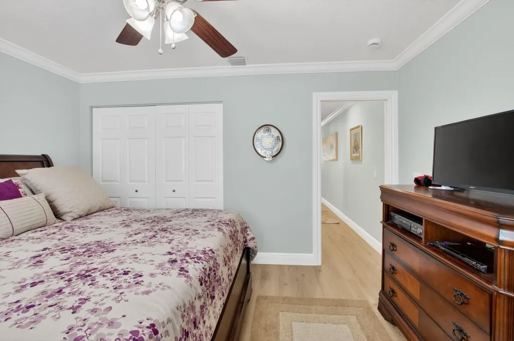 7275 Whitfield Avenue Boynton Beach FL 33437
