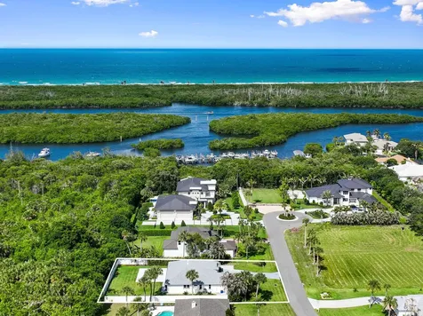 8361 SE Pilots Cove Terrace Hobe Sound FL 33455