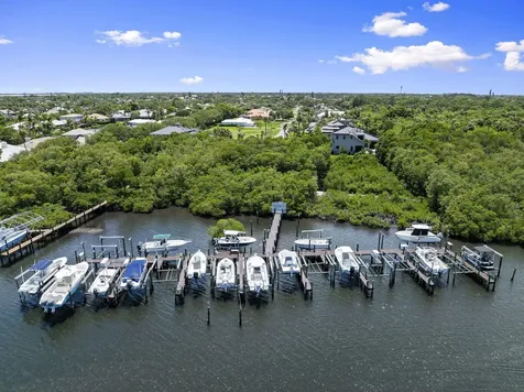 8361 SE Pilots Cove Terrace Hobe Sound FL 33455
