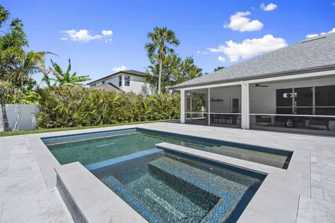 8361 SE Pilots Cove Terrace Hobe Sound FL 33455