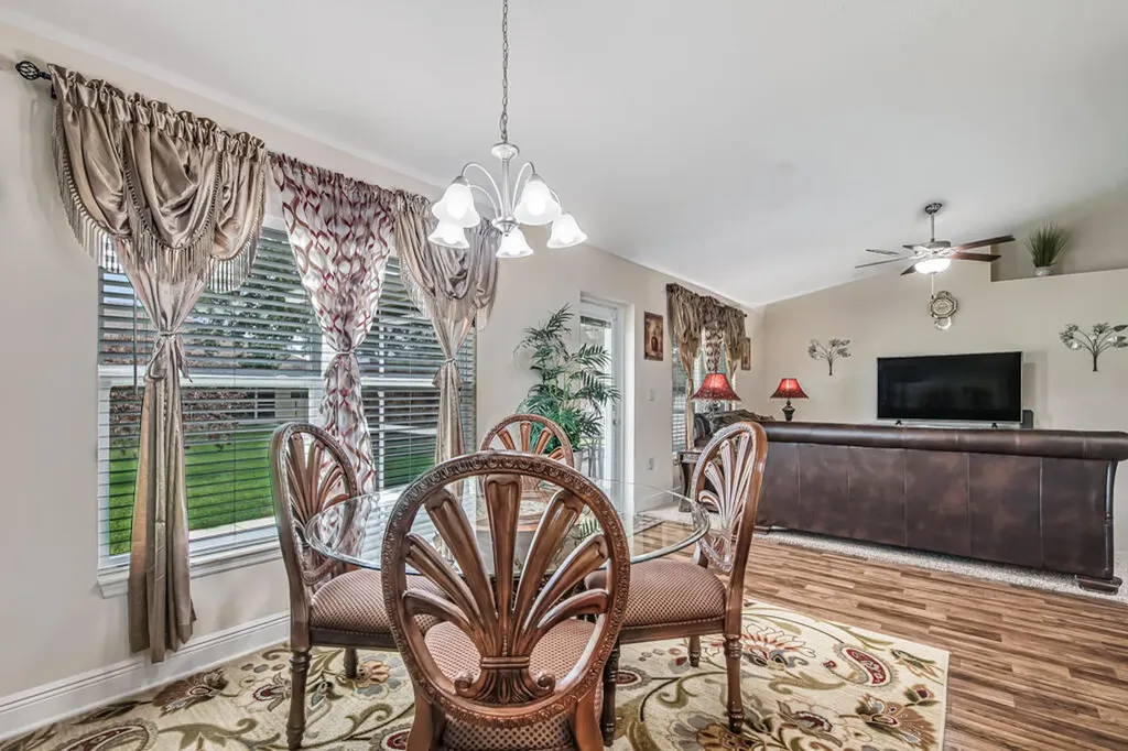 367 SW Grimaldo Terrace Port St Lucie FL 34984