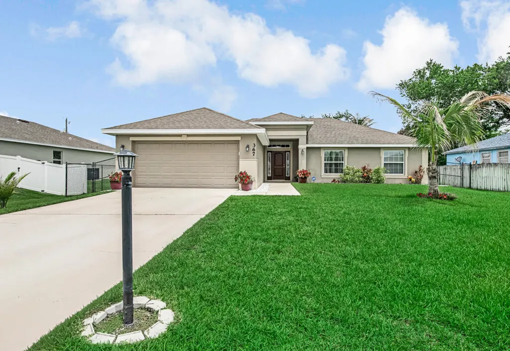 367 SW Grimaldo Terrace Port St Lucie FL 34984