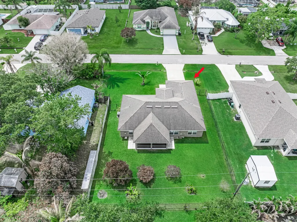 367 SW Grimaldo Terrace Port St Lucie FL 34984