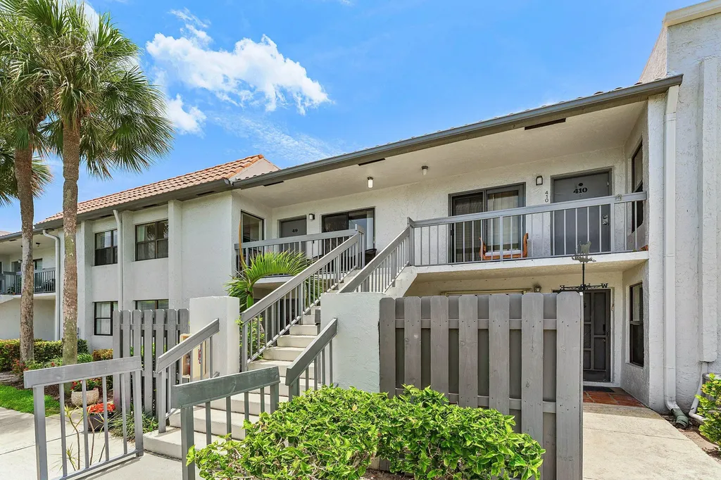 3220 Frederick Boulevard Delray Beach FL 33483
