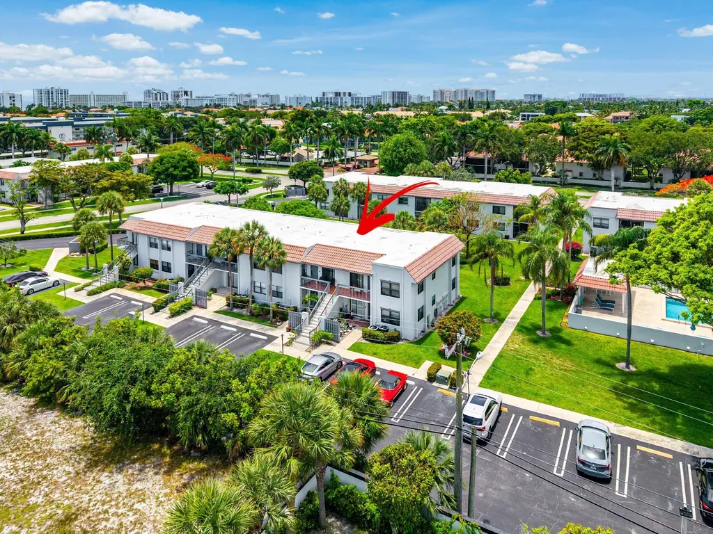3220 Frederick Boulevard Delray Beach FL 33483