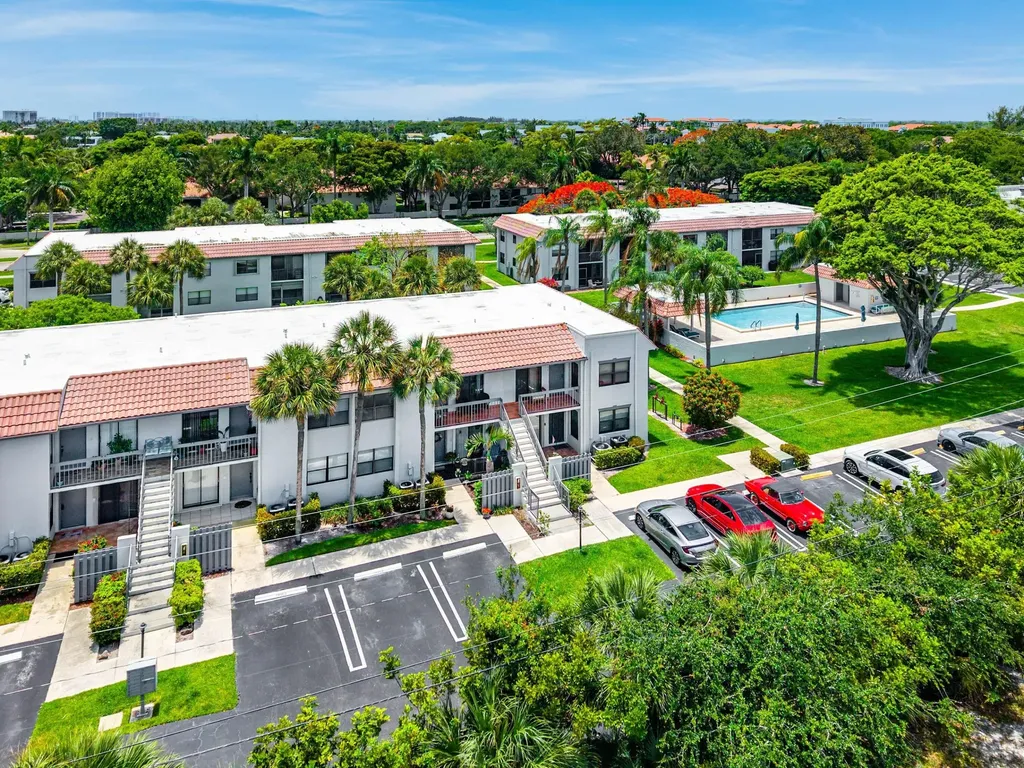 3220 Frederick Boulevard Delray Beach FL 33483