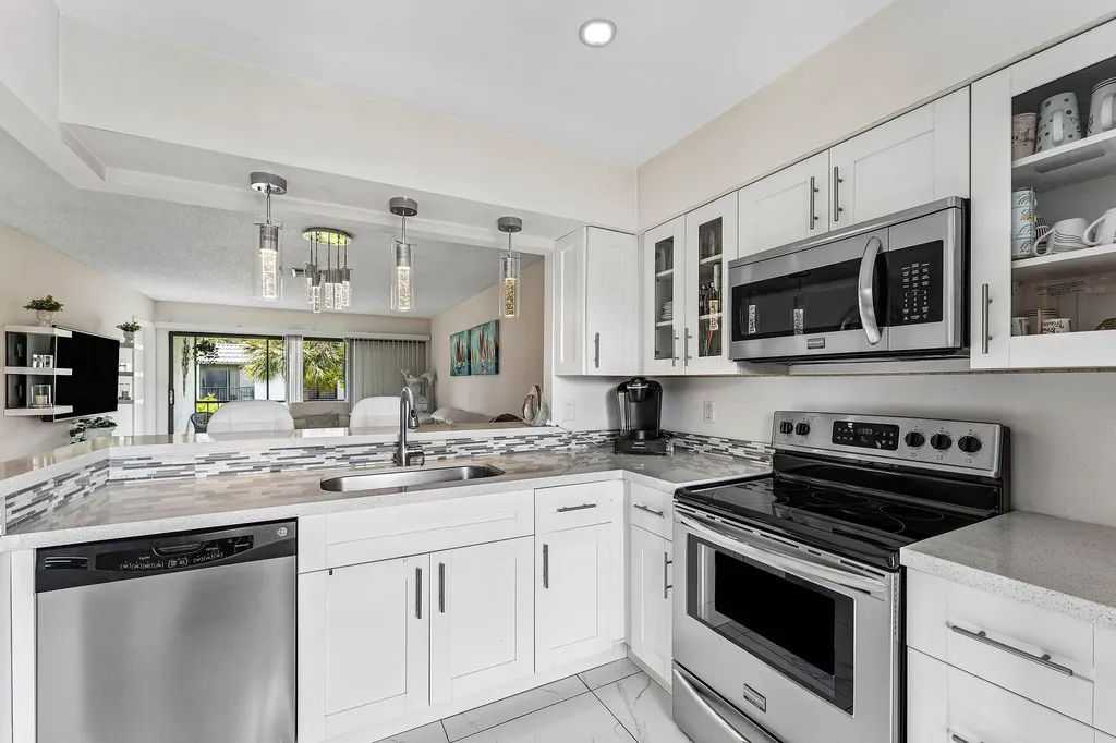 3220 Frederick Boulevard Delray Beach FL 33483