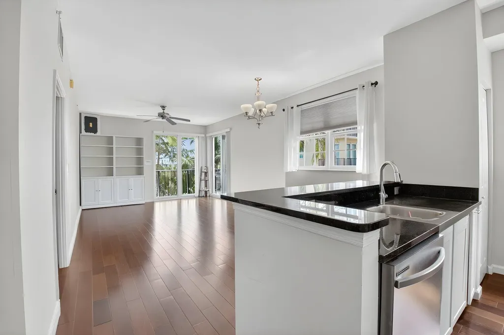 225 NE 1st Street Delray Beach FL 33444