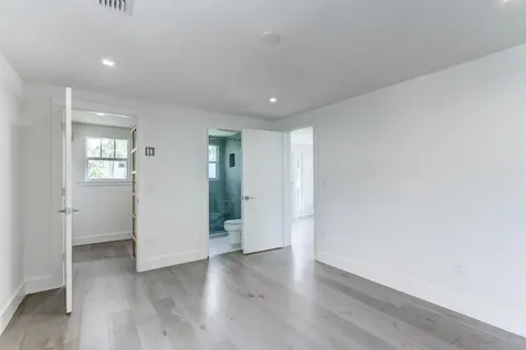 833 Ardmore Road West Palm Beach FL 33401
