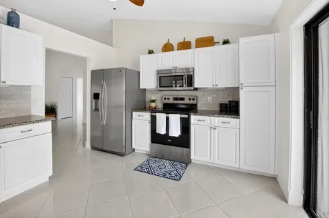 182 Temple Avenue Boynton Beach FL 33436