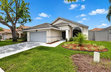 182 Temple Avenue Boynton Beach FL 33436