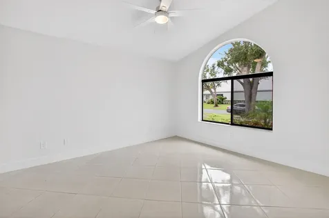 182 Temple Avenue Boynton Beach FL 33436