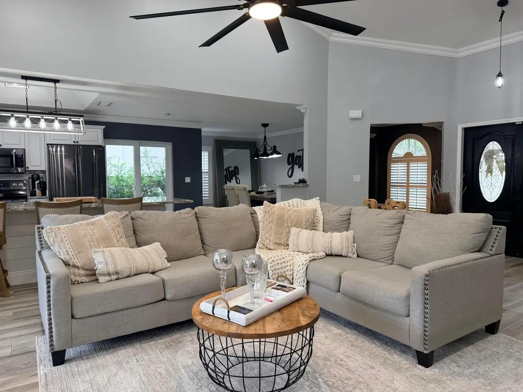5142 NW 43rd Avenue Coconut Creek FL 33073