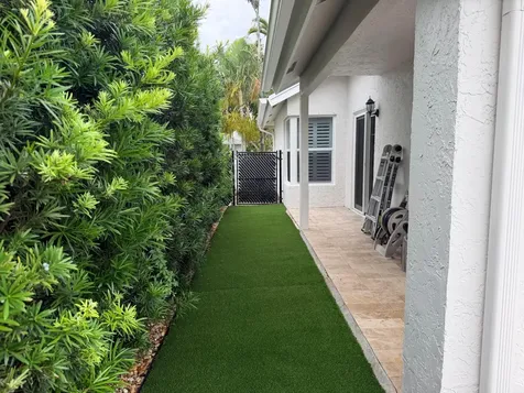 5142 NW 43rd Avenue Coconut Creek FL 33073