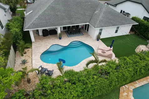 5142 NW 43rd Avenue Coconut Creek FL 33073