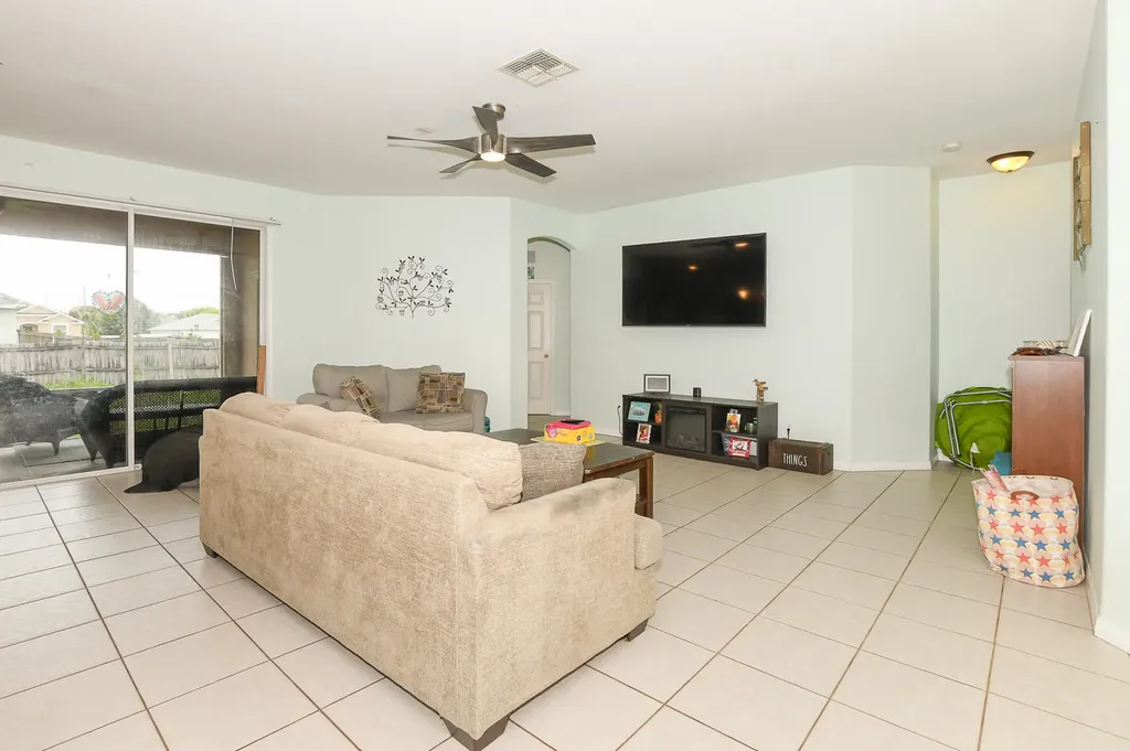 1441 SW Jacksonville Avenue Port St Lucie FL 34953