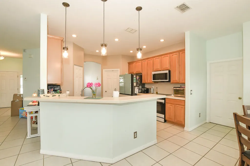 1441 SW Jacksonville Avenue Port St Lucie FL 34953