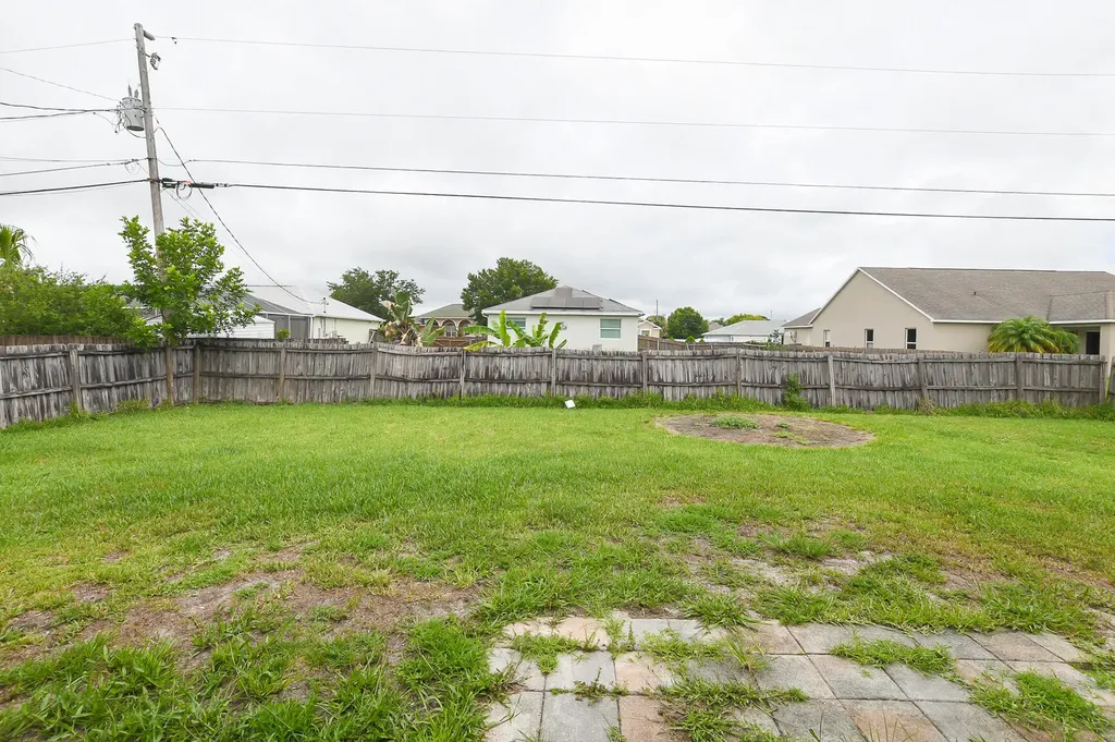 1441 SW Jacksonville Avenue Port St Lucie FL 34953