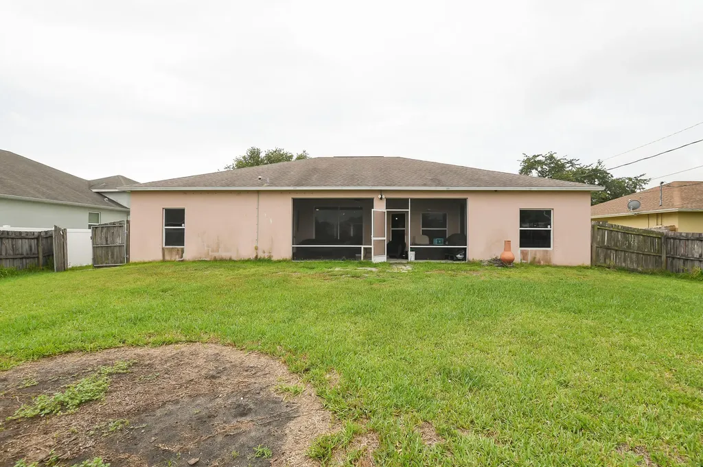 1441 SW Jacksonville Avenue Port St Lucie FL 34953