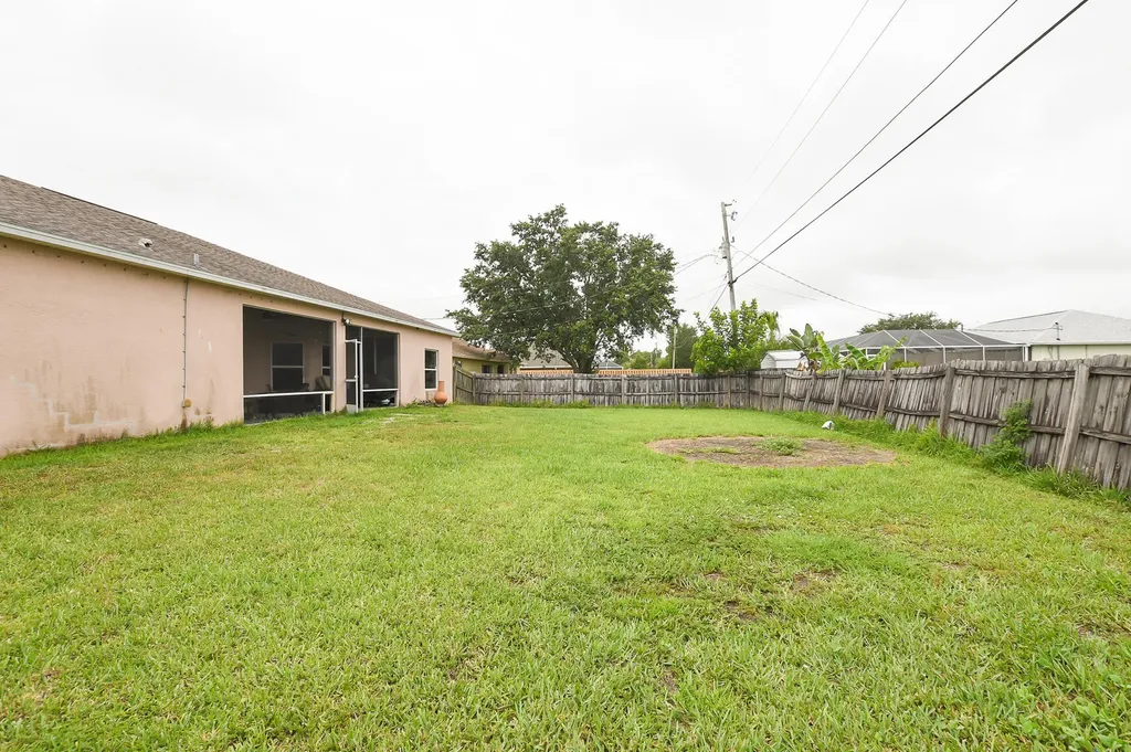 1441 SW Jacksonville Avenue Port St Lucie FL 34953