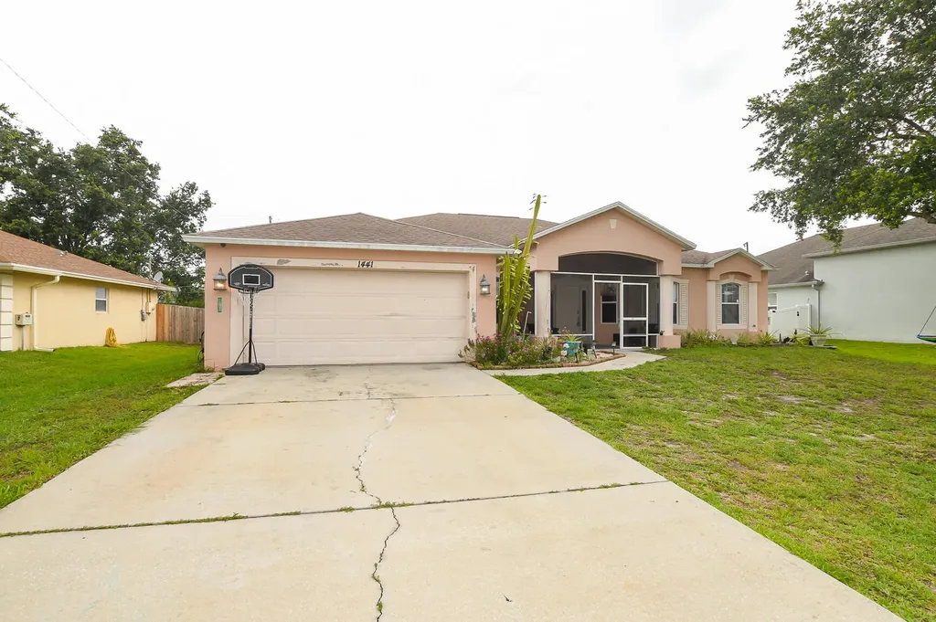 1441 SW Jacksonville Avenue Port St Lucie FL 34953