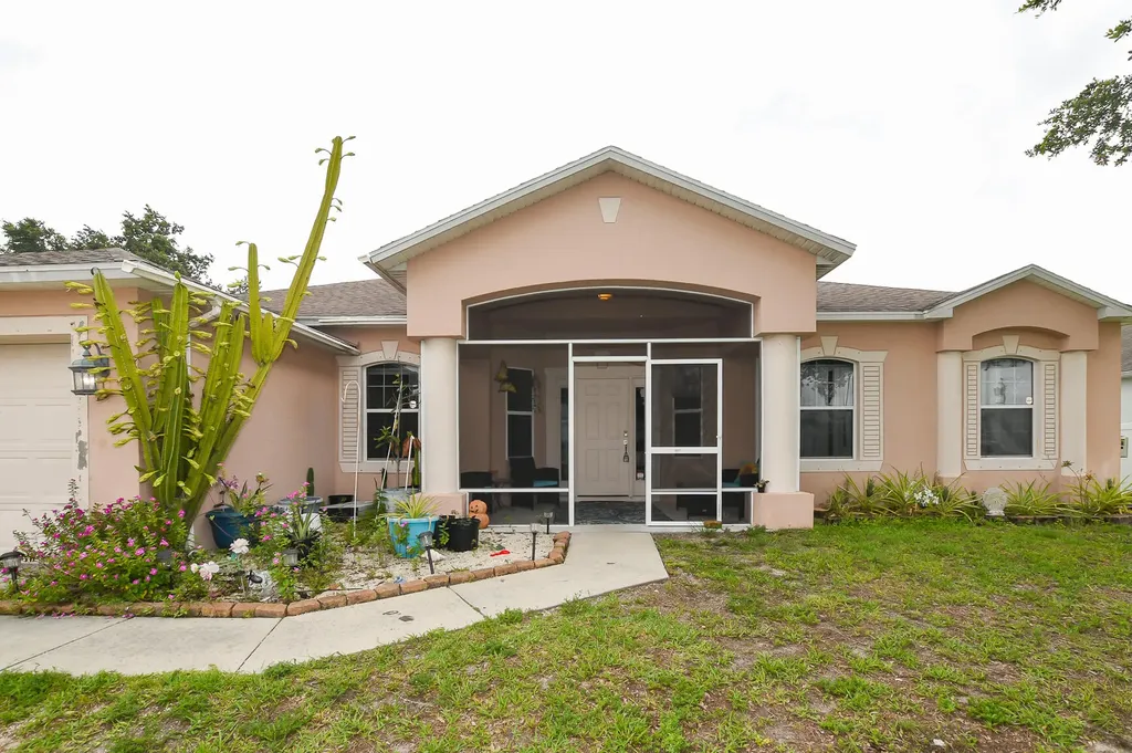 1441 SW Jacksonville Avenue Port St Lucie FL 34953