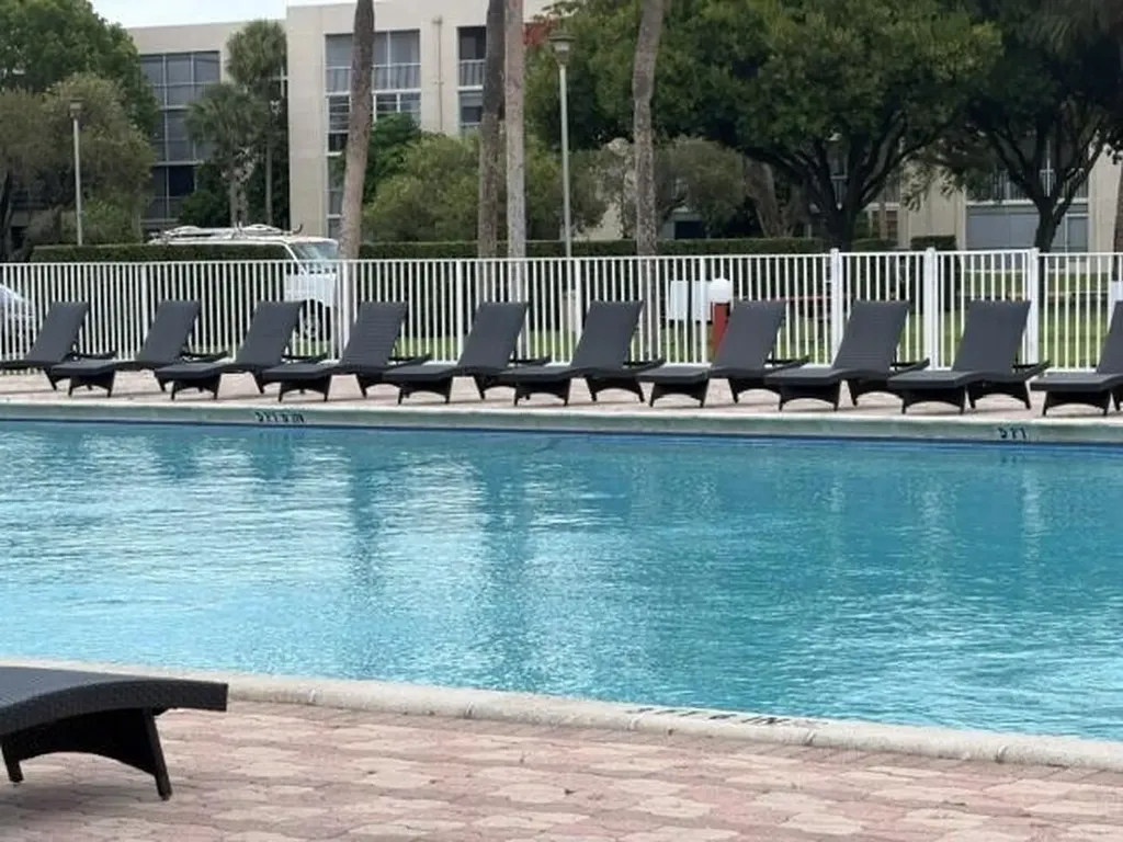 3341 NW 47th Terrace Lauderdale Lakes FL 33319