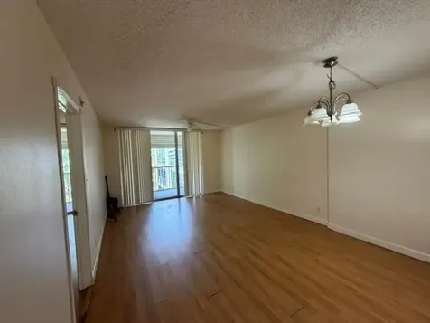 3341 NW 47th Terrace Lauderdale Lakes FL 33319