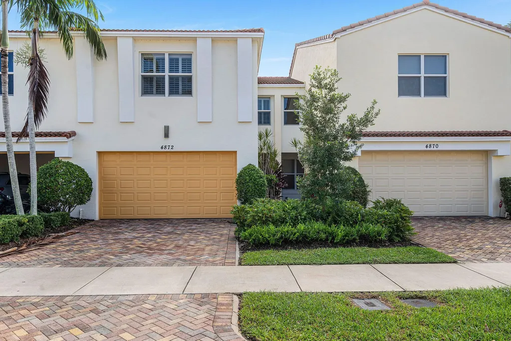 4872 NW 16th Terrace Boca Raton FL 33431