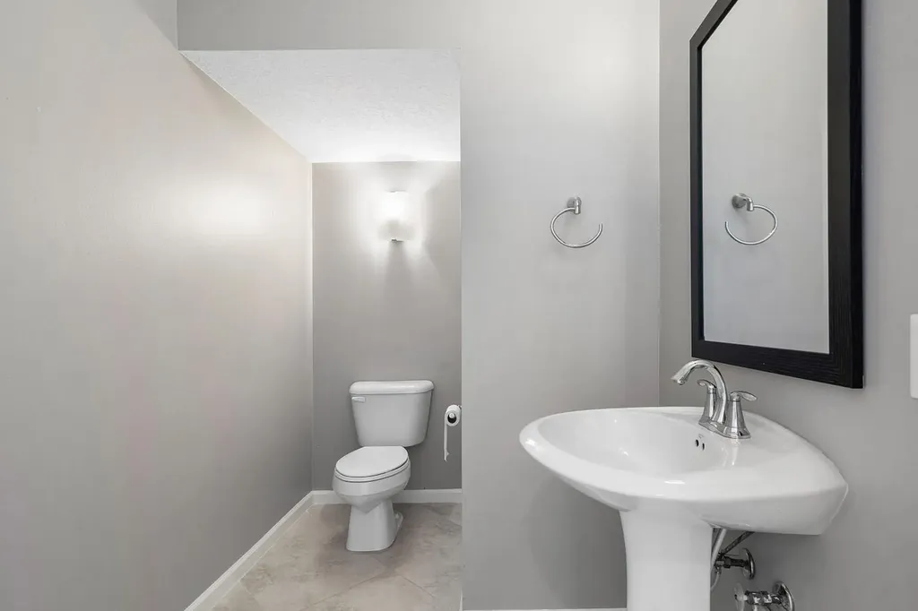 4872 NW 16th Terrace Boca Raton FL 33431