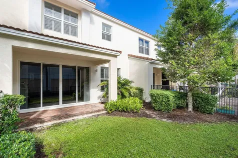4872 NW 16th Terrace Boca Raton FL 33431