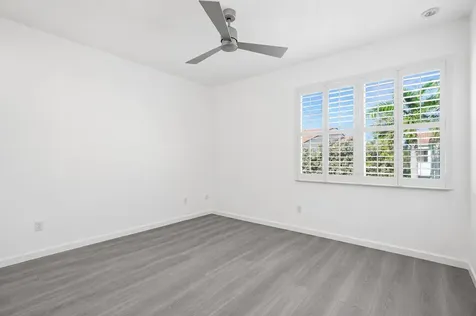 4872 NW 16th Terrace Boca Raton FL 33431
