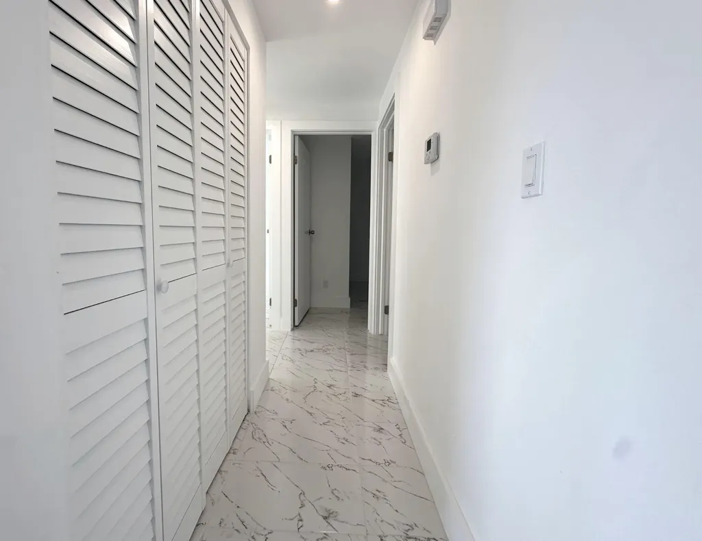 1049 Grandview Circle Royal Palm Beach FL 33411