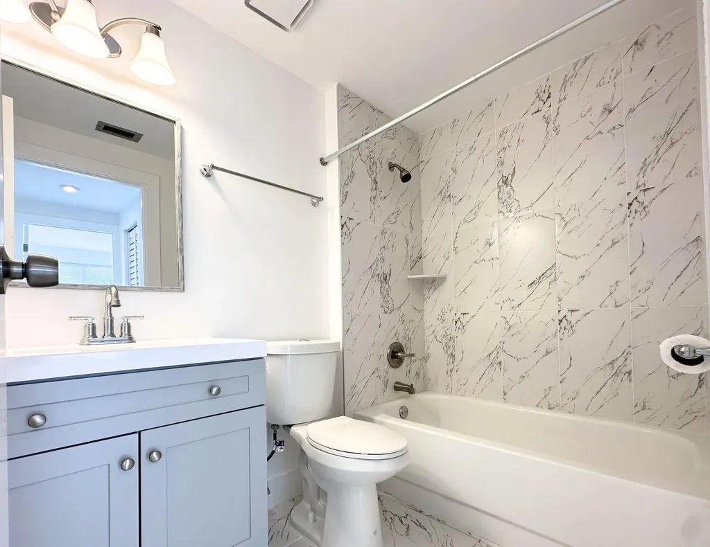 1049 Grandview Circle Royal Palm Beach FL 33411