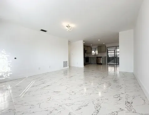 1049 Grandview Circle Royal Palm Beach FL 33411