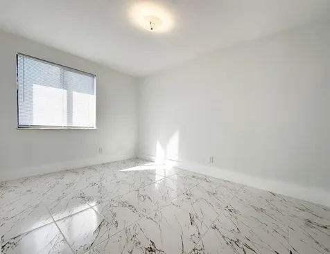 1049 Grandview Circle Royal Palm Beach FL 33411
