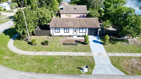1049 Grandview Circle Royal Palm Beach FL 33411