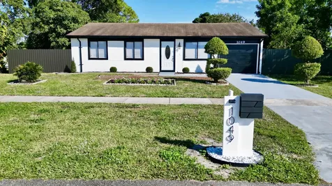 1049 Grandview Circle Royal Palm Beach FL 33411
