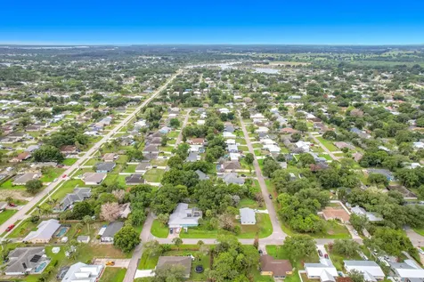 1510 Emerson Lane Sebastian FL 32958