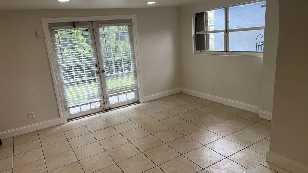 220 NW 20th Street Pompano Beach FL 33060