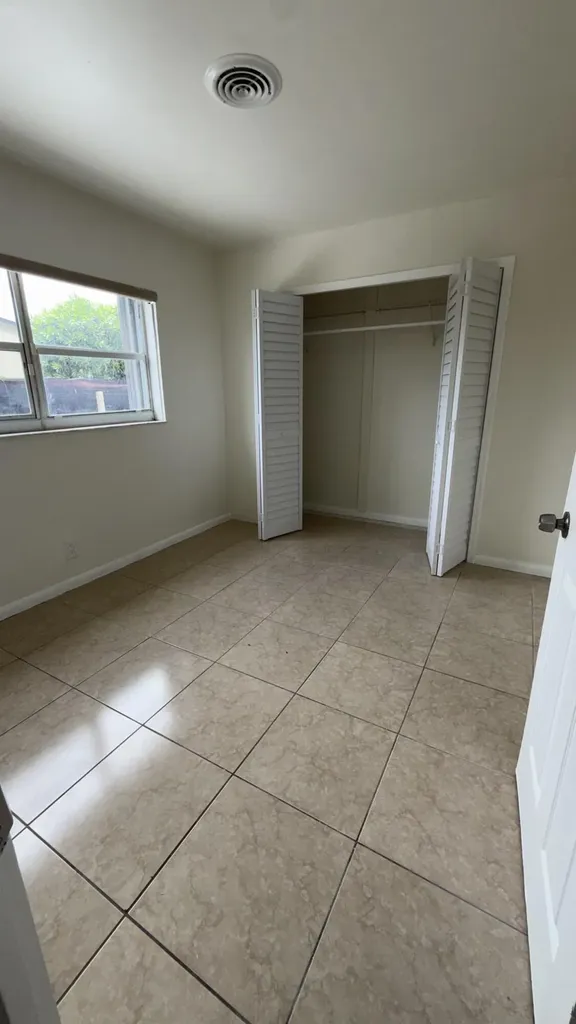 220 NW 20th Street Pompano Beach FL 33060