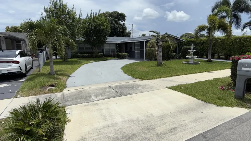 220 NW 20th Street Pompano Beach FL 33060