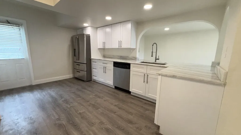 220 NW 20th Street Pompano Beach FL 33060